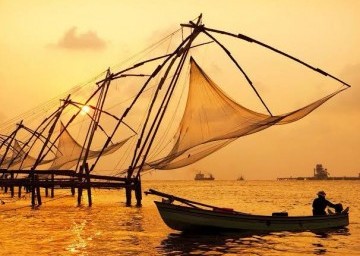 Chinese net in fort Kochi Oberon Tours 